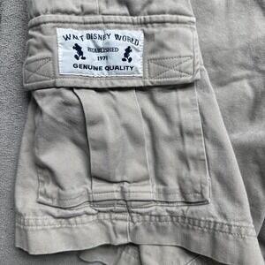 Walt Disney World Mens Khaki Cargo Shorts Size 36 Mickey Mouse Park Souvenir Y2K